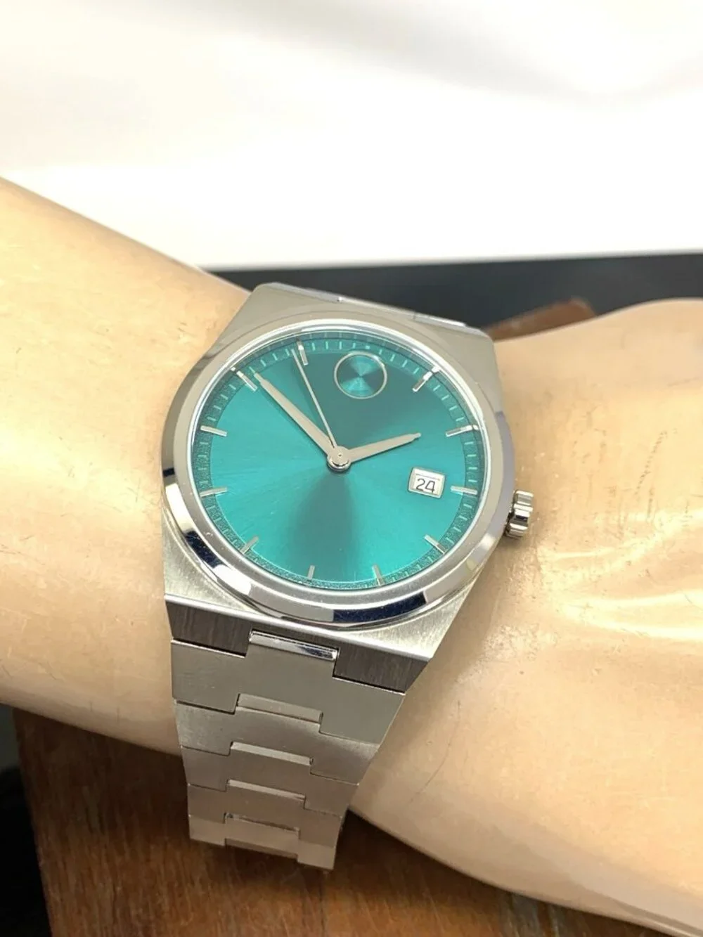Movado Men's Watch 3601222 Bold Quest Swiss Quartz Green-Blue Silver Steel 40mm